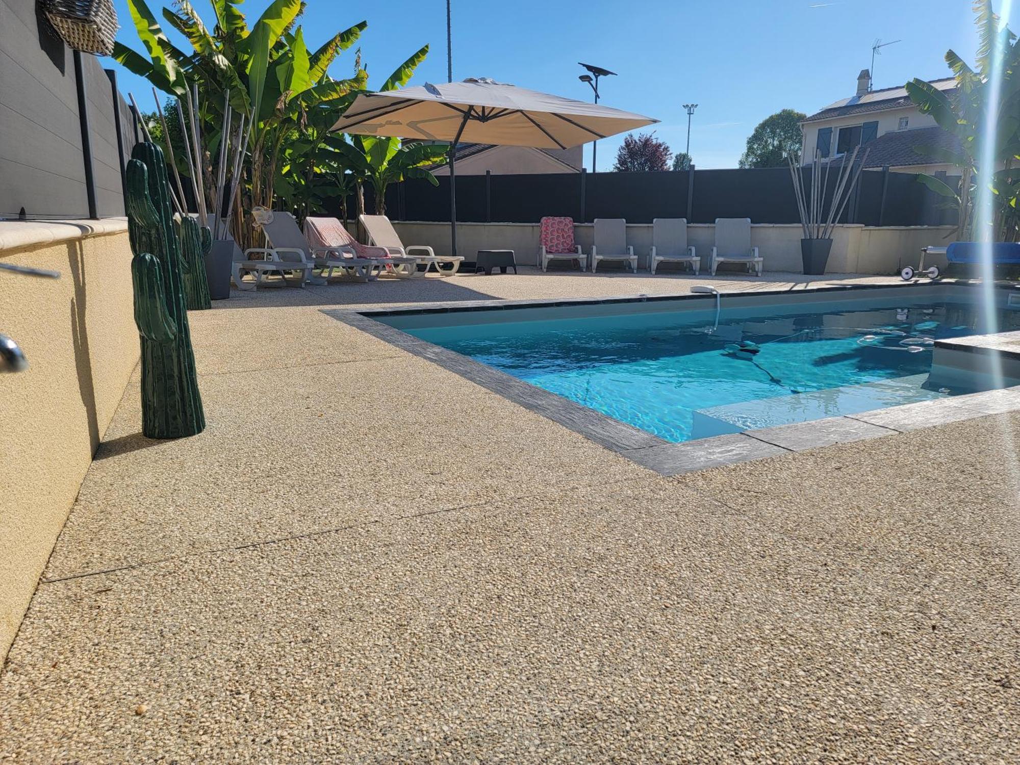 Villa des Oliviers : Sublime villa avec piscine chauffée et privée, terrasse de 185m² Bon-Encontre Exterior foto